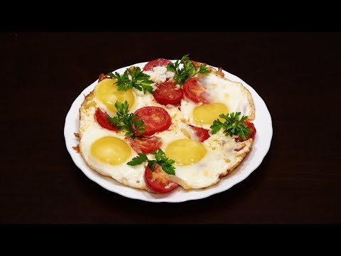 Œufs sur le plat avec des tomates: cinq recettes efficaces et astuces de cuisine