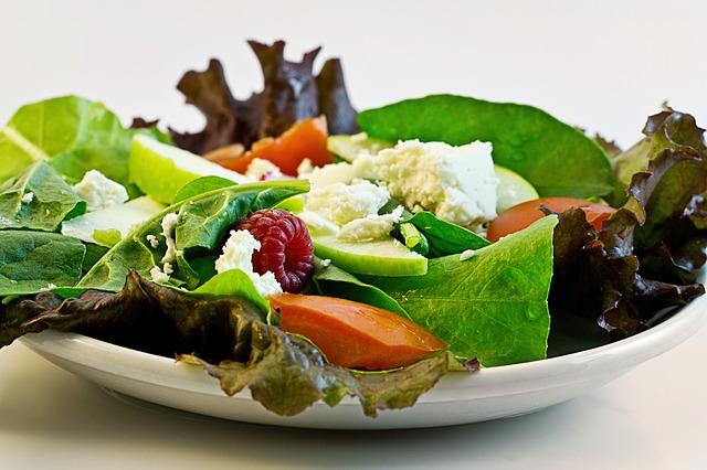 Salad đúng cách và tốt cho sức khỏe