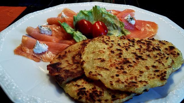Fast and tasty saury cutlets